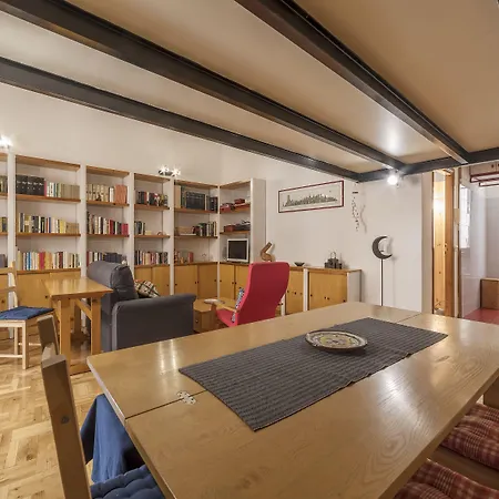 Guesthost - Lovely Loft Trastevere-3